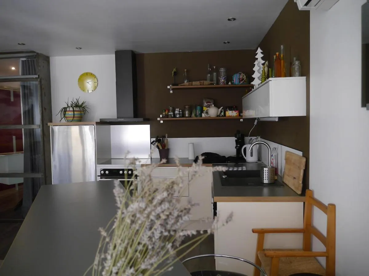 Campana Apartman Avignon Franciaország